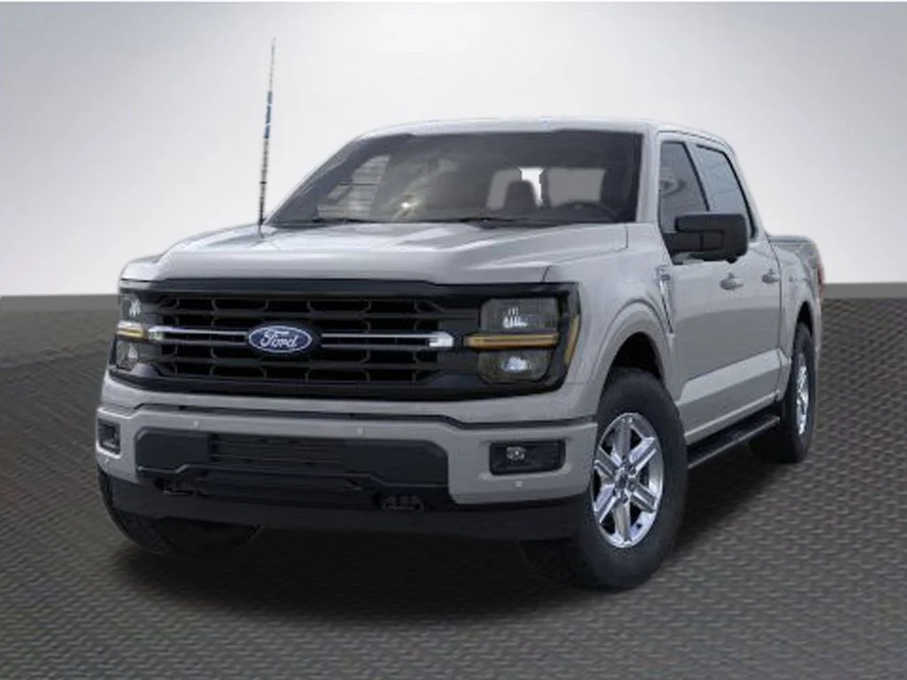 New 2026 Avalanche Ford XLT image 2