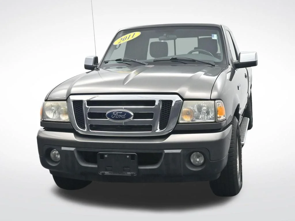 Used 2011 Dark Shadow Gray Metallic Ford XLT image 2