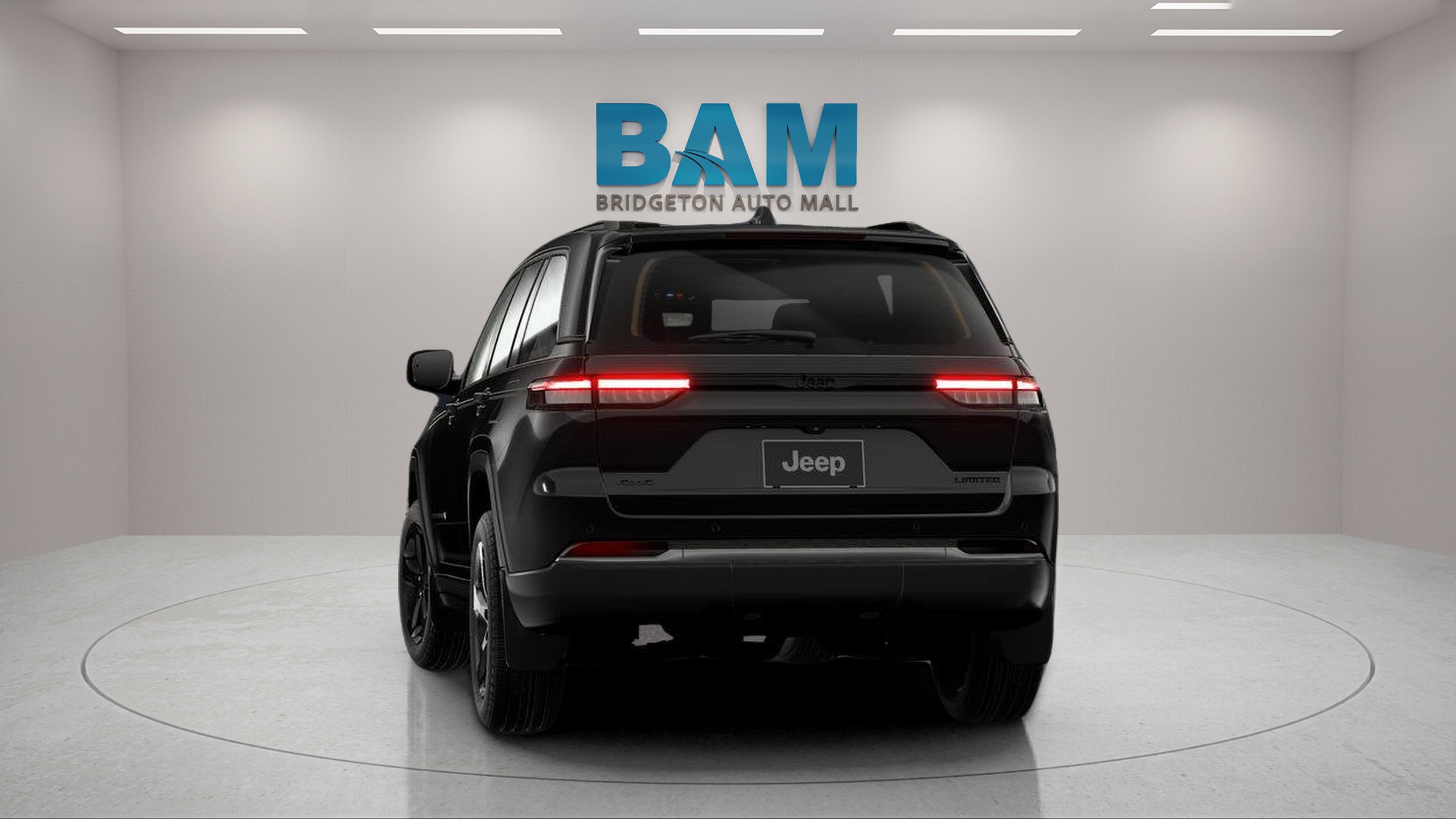 New 2026 Diamond Black Crystal Pearl-Coat Exterior Paint Jeep Limited image 11