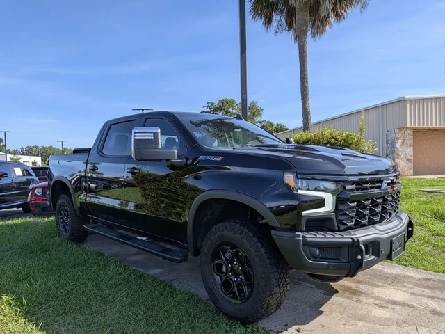 2024 Chevrolet Silverado 1500 ZR2