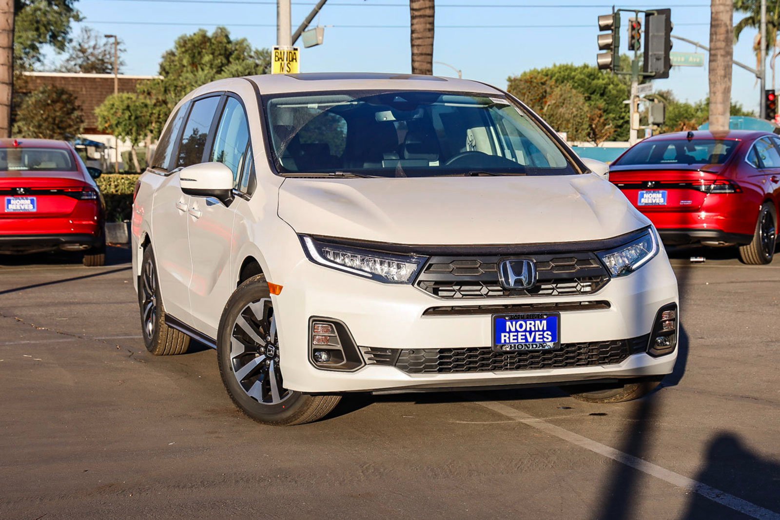 2026 Honda Odyssey EX-L's photo