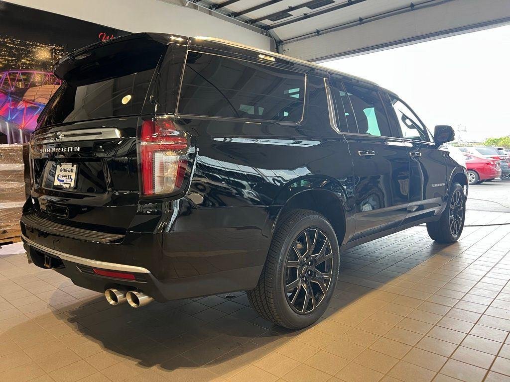 Used 2023 Black Chevrolet High Country image 11