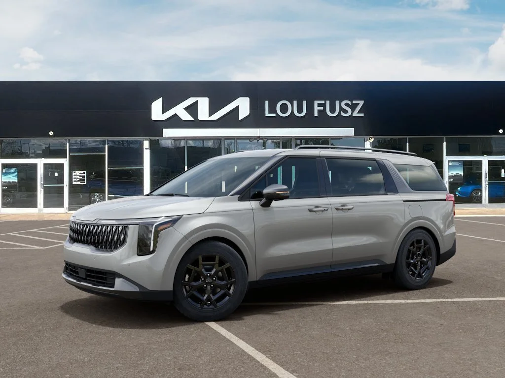 New 2027 Ivory Silver Kia EX image 3