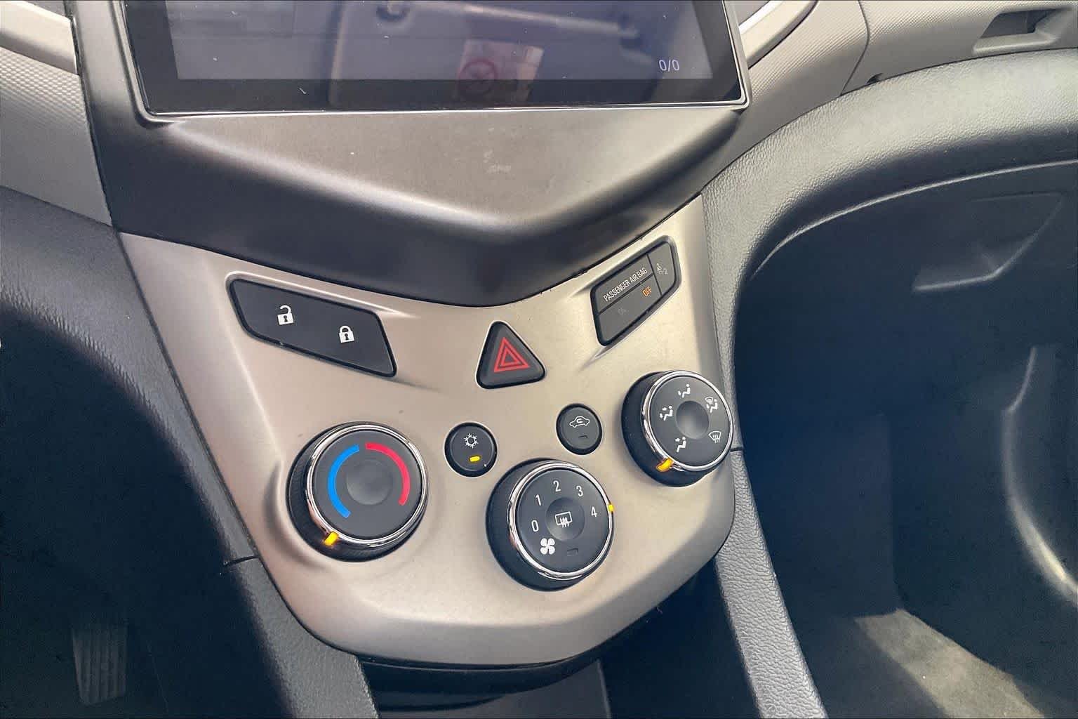 Used 2013 Black Granite Metallic Chevrolet LT image 30