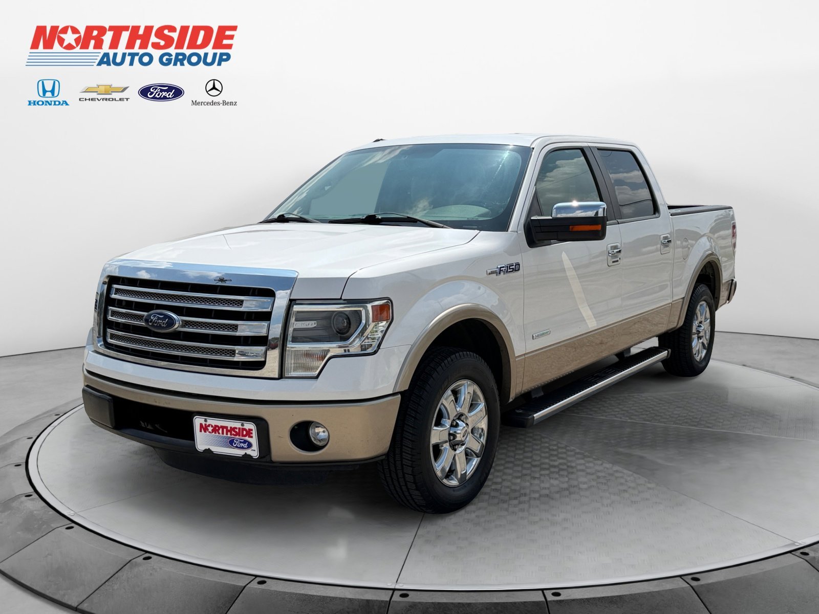 Used 2013 White Platinum Ford Lariat image 3