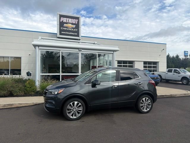 Used 2018 Includes (CM5) Black Carbon Metallic lower exterior accent color, Paint code W700S. Buick Preferred image 2