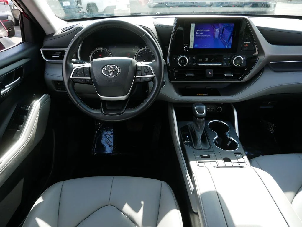 Used 2023 Red Toyota XLE image 12