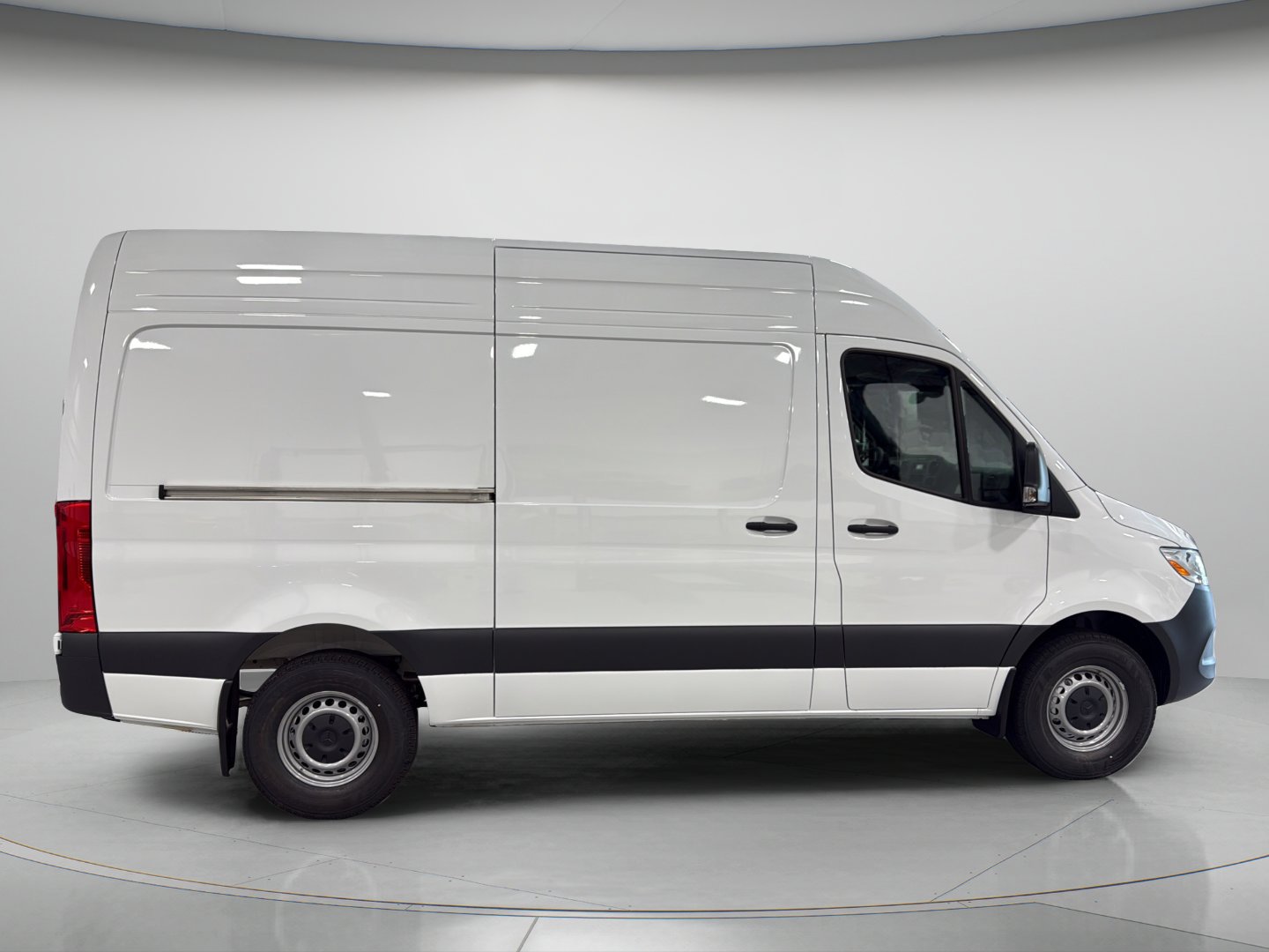 New 2026 Arctic White Mercedes-Benz Worker image 6