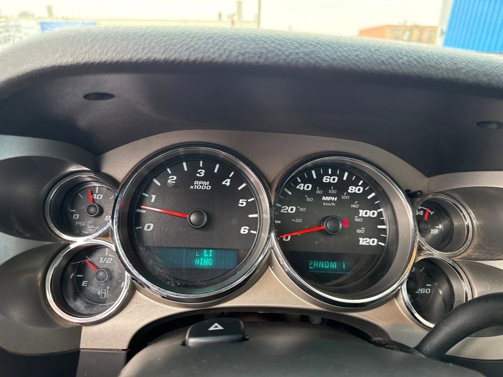 Used 2013 Stealth Gray Metallic GMC SLE image 23