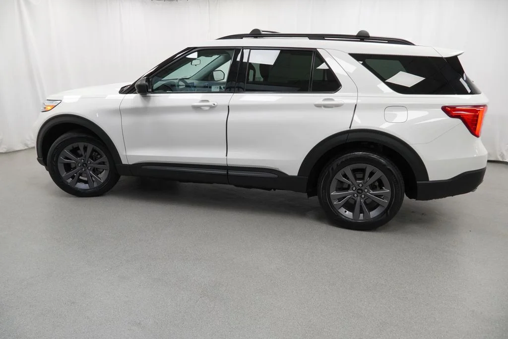 Used 2021 White Ford XLT image 16