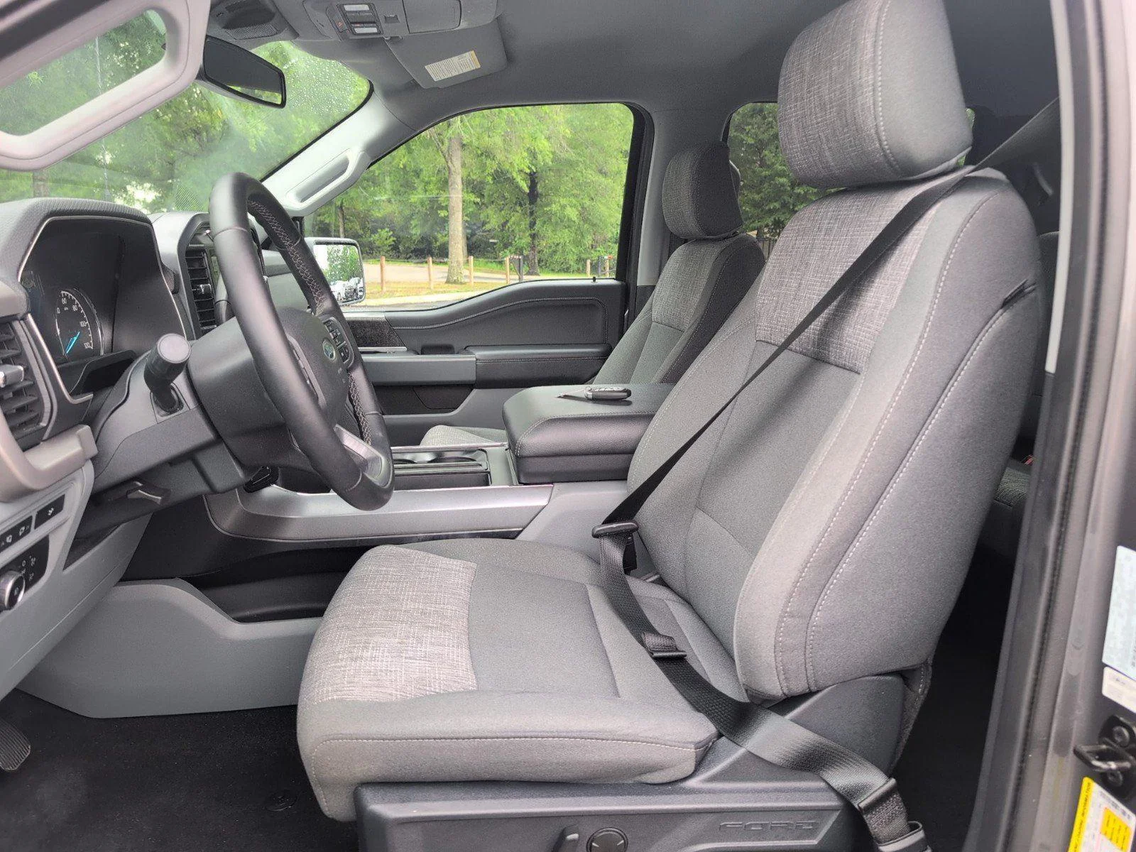 2023 Ford F-150 XLT - Photo 17