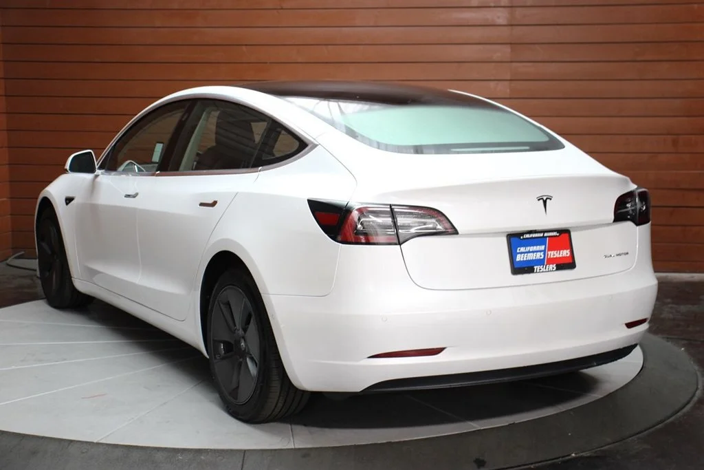 Used 2020 Pearl White Multi-Coat Tesla Long Range image 9