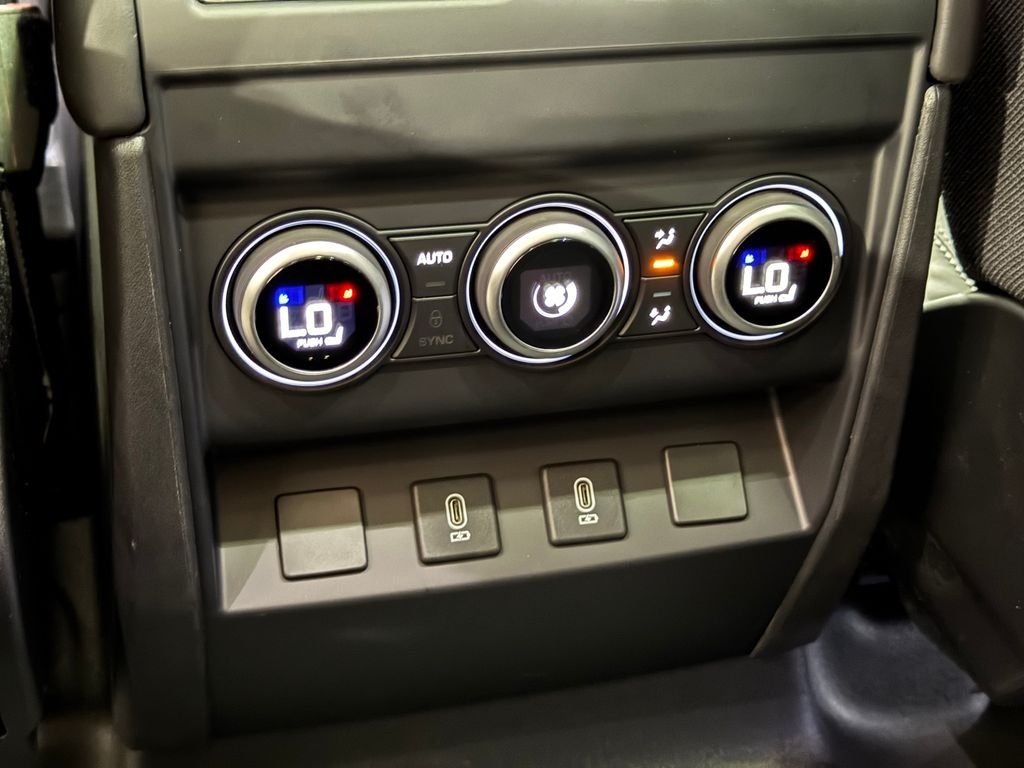 New 2026 Fuji White Land Rover V8 image 15