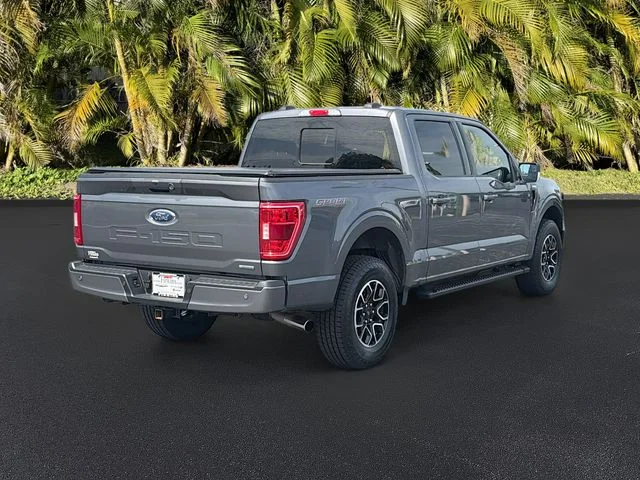 Used 2023 Gray Ford XLT image 4