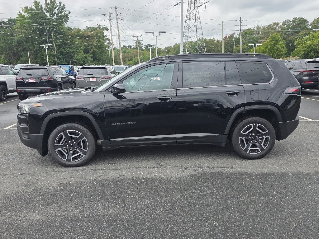 Used 2026 Diamond Black Crystal Pearl Coat Jeep Limited image 12