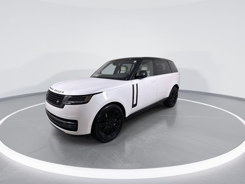 New 2026 OSTUNI PRL WHT Land Rover SE LWB image 4