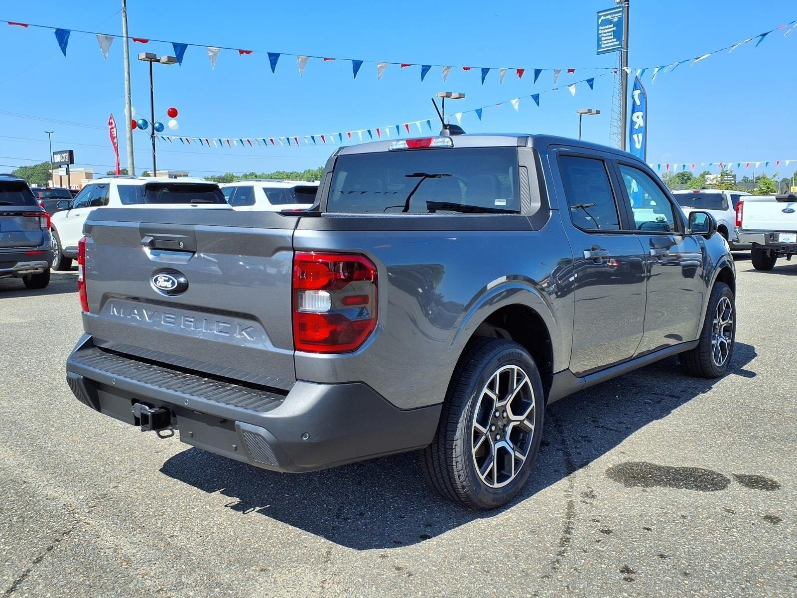 New 2026 Oxford White Ford XL image 2