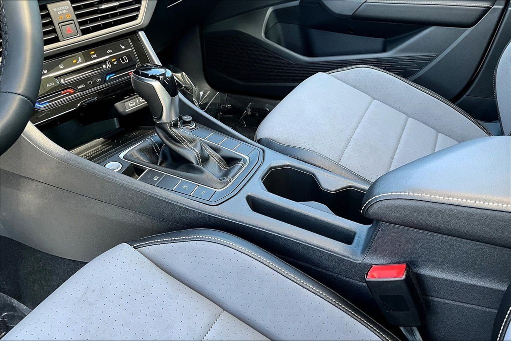 New 2026 Gray Volkswagen 1.5T SE image 18