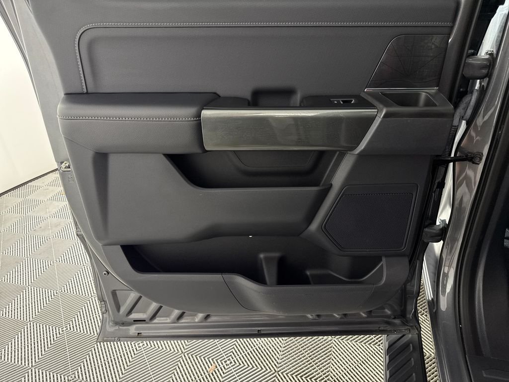2023 Ford F-150 XLT - Photo 12