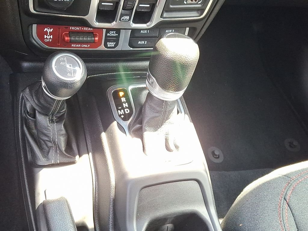 Used 2024 White Jeep Rubicon image 15