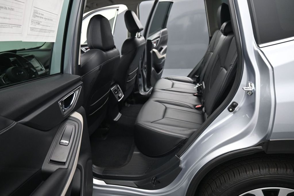 2023 Subaru Forester Limited - Photo 16