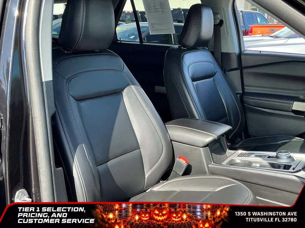 Used 2023 Black Ford XLT image 14