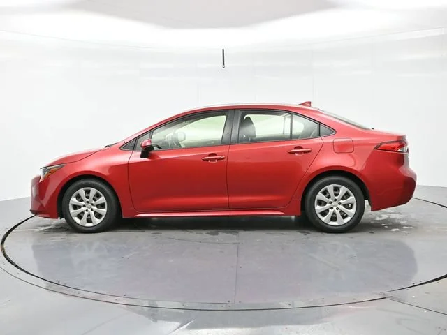 Used 2020 Barcelona Red Metallic Toyota LE image 4