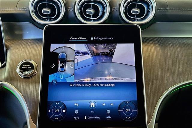 New 2026 Polar White Mercedes-Benz GLC 300 image 43