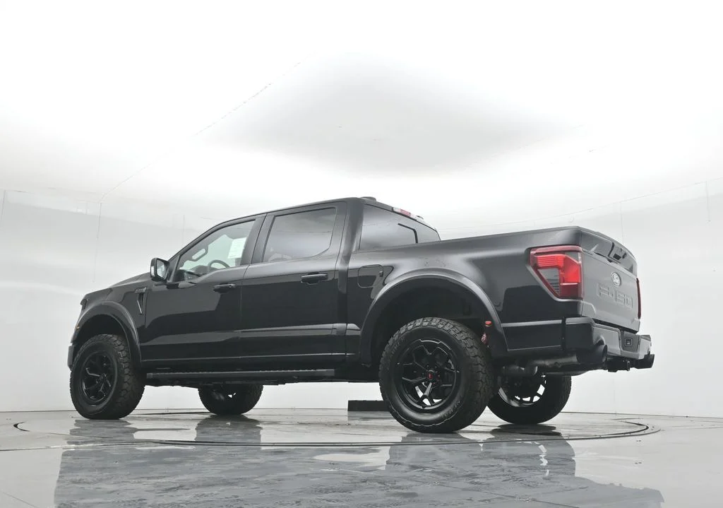 New 2025 Black Ford XLT image 3