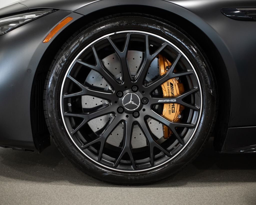 Certified Used 2024  Mercedes-Benz SL 63 AMG® S E Performance image 5