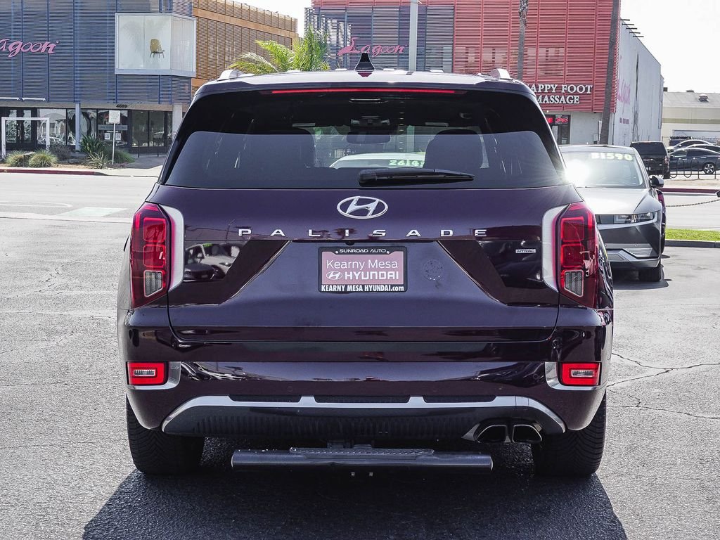 Used 2022 Red Hyundai Calligraphy image 5