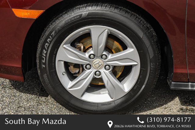 Used 2019  Honda EX image 11