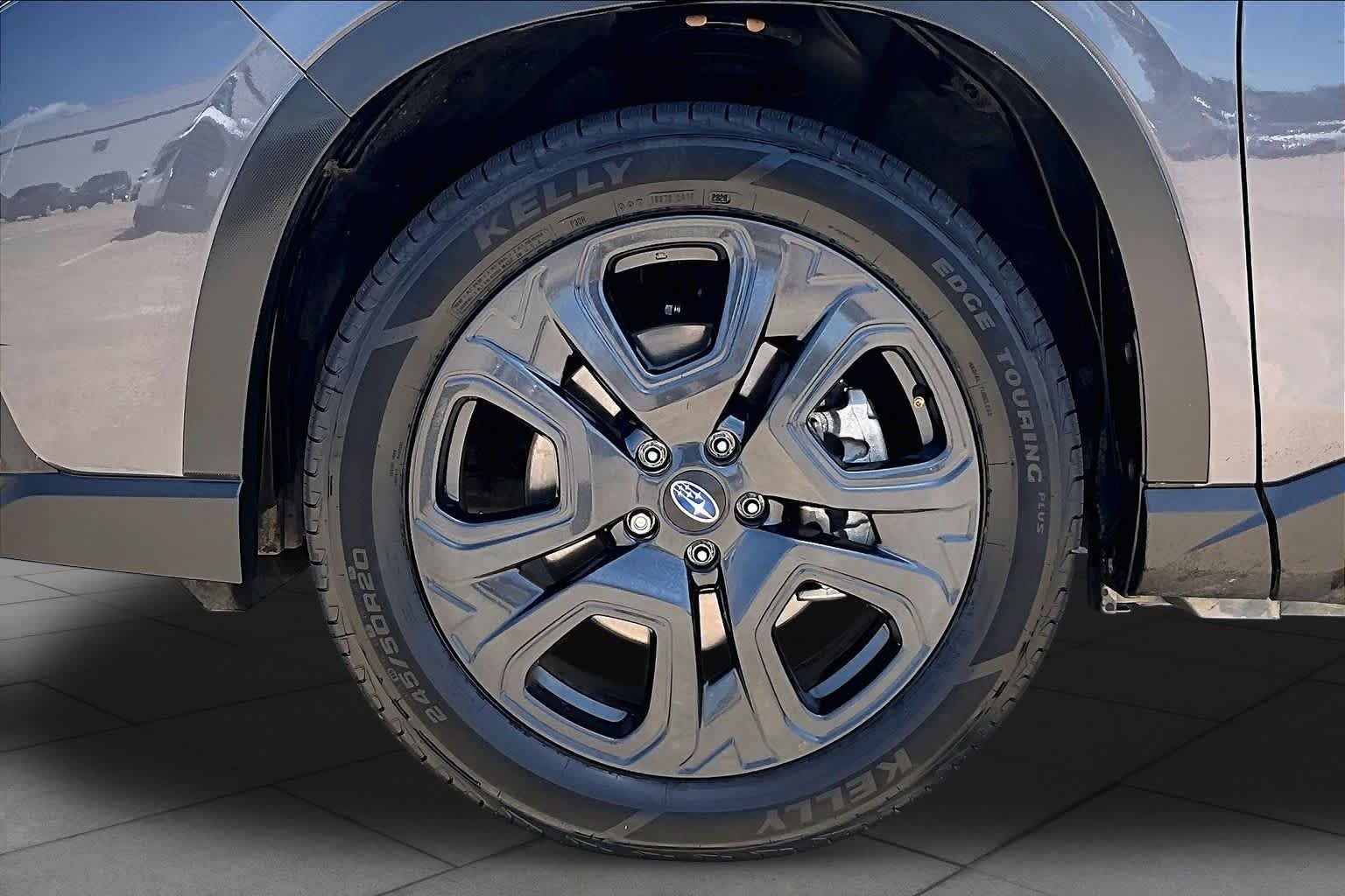 Used 2024 Magnetite Gray Metallic Subaru Onyx Edition image 11