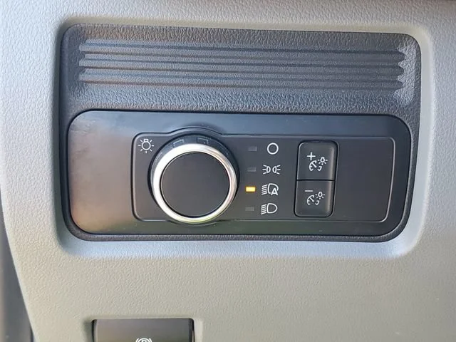 Used 2023 Stone Gray Ford XL image 21
