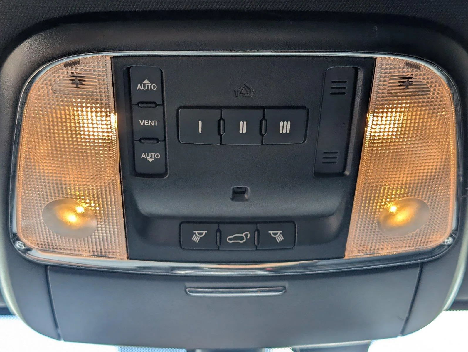 Used 2021 Velvet Red Pearlcoat Jeep Limited image 20