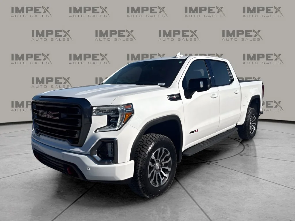 Used 2022 White GMC AT4 image 1