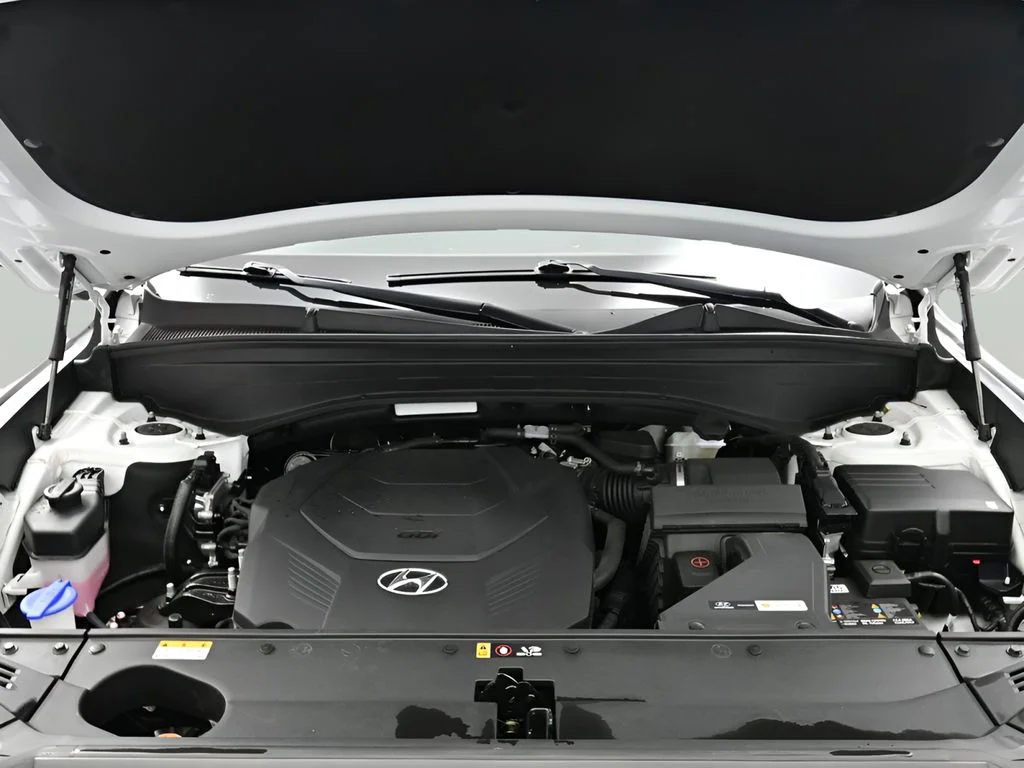 Used 2024 Hyper White Hyundai SEL image 24