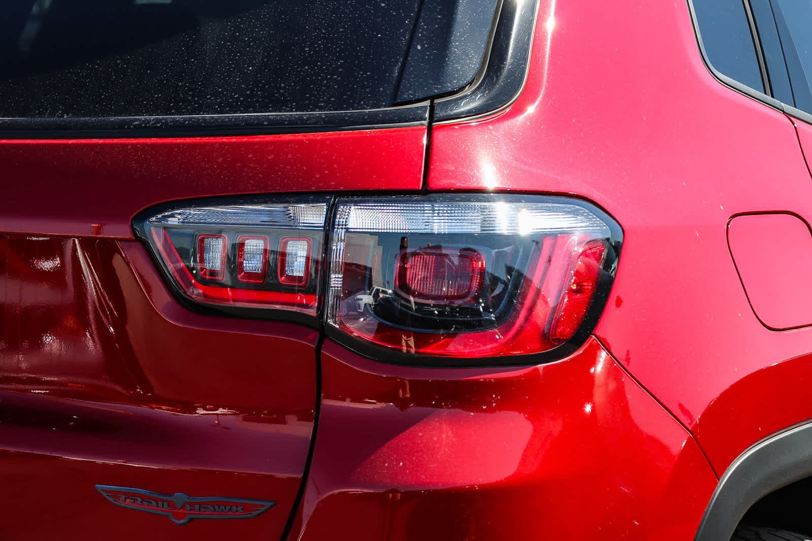 New 2026 Red Hot Pearl-Coat Exterior Paint Jeep Trailhawk image 7
