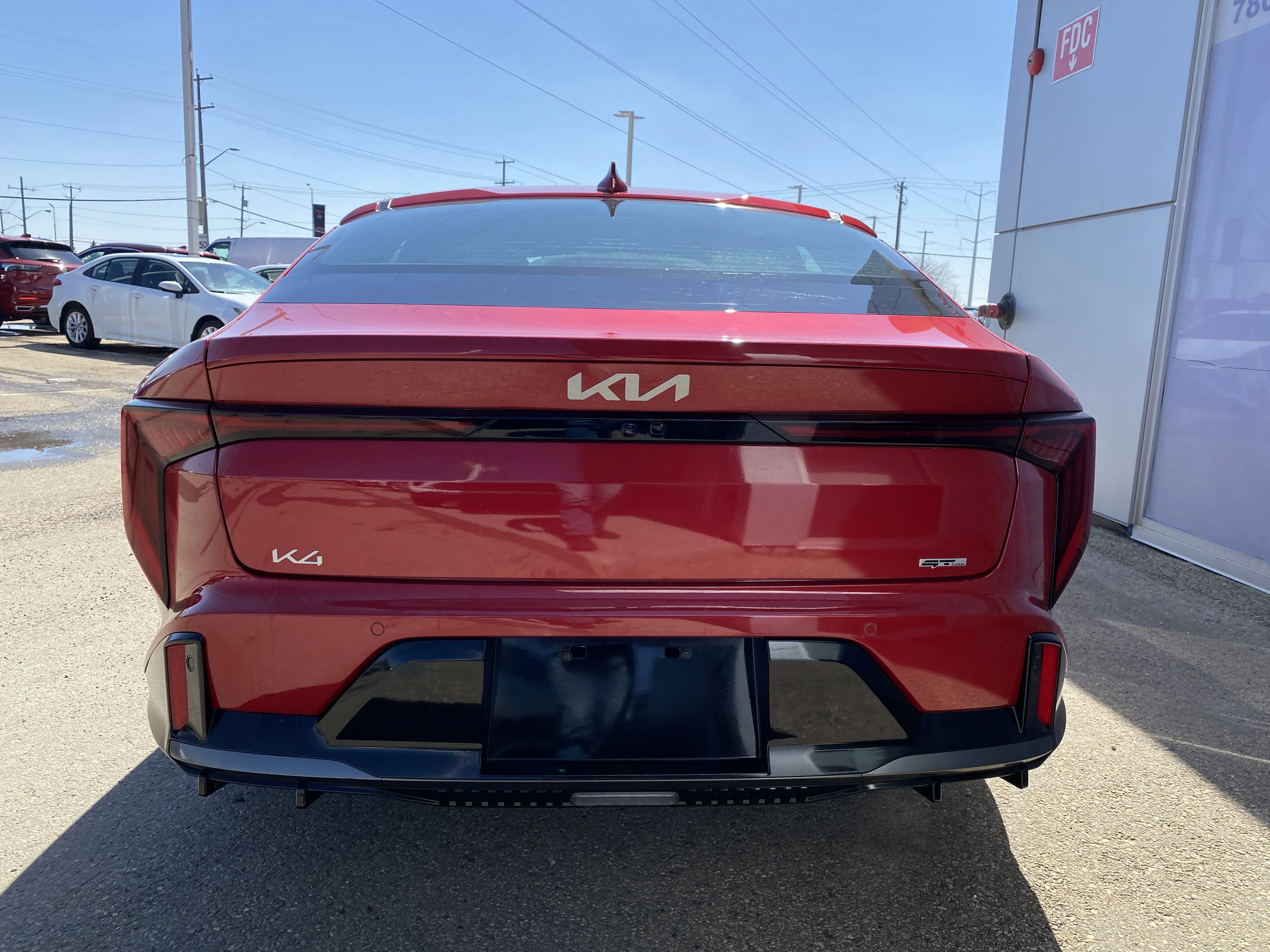 Certified Used 2025 Red Kia GT-Line Turbo * SUNROOF * NAVIGATION * TWO TONE INTERIOR * image 4