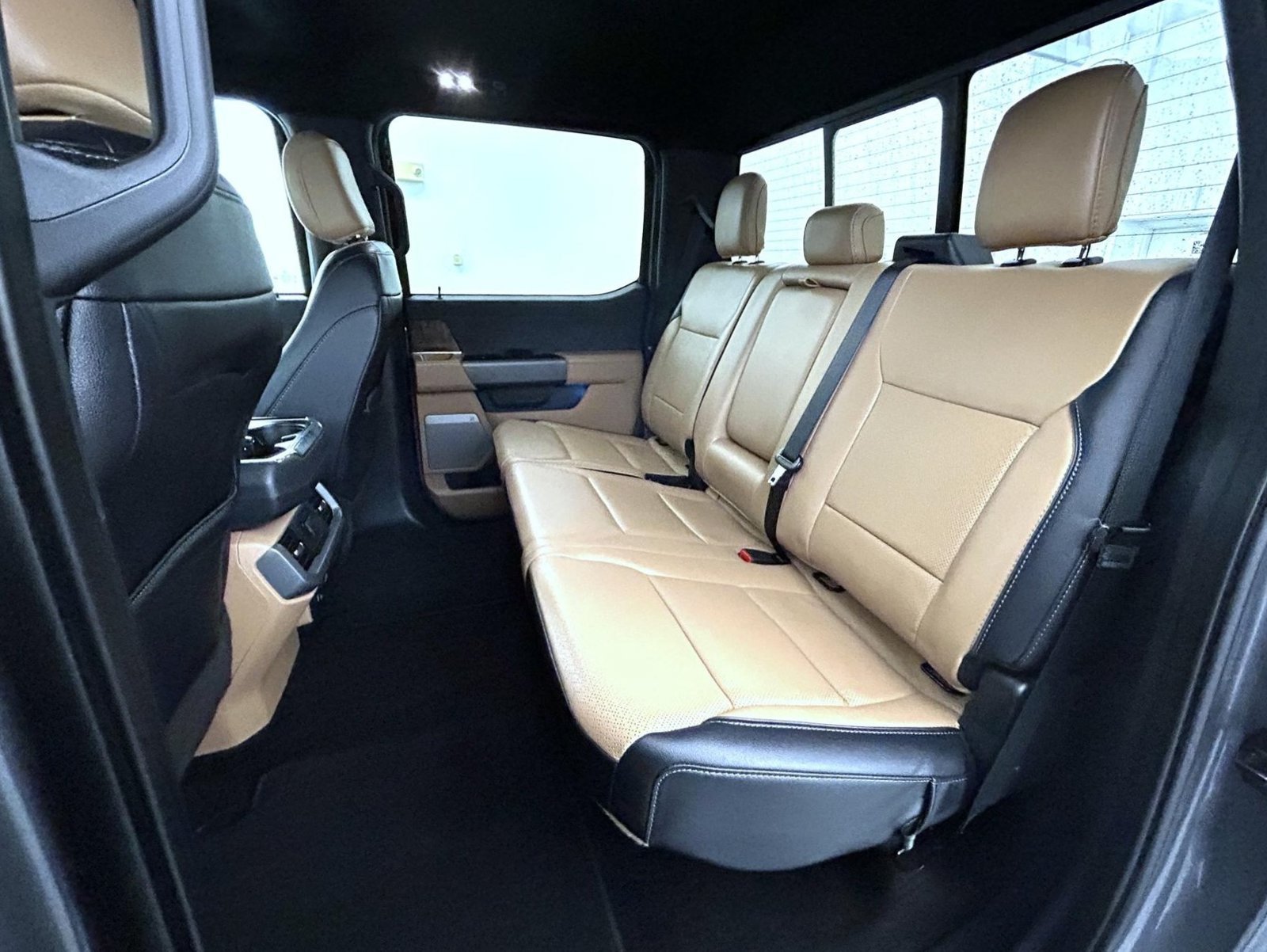 Used 2021 Gray Ford Lariat image 19