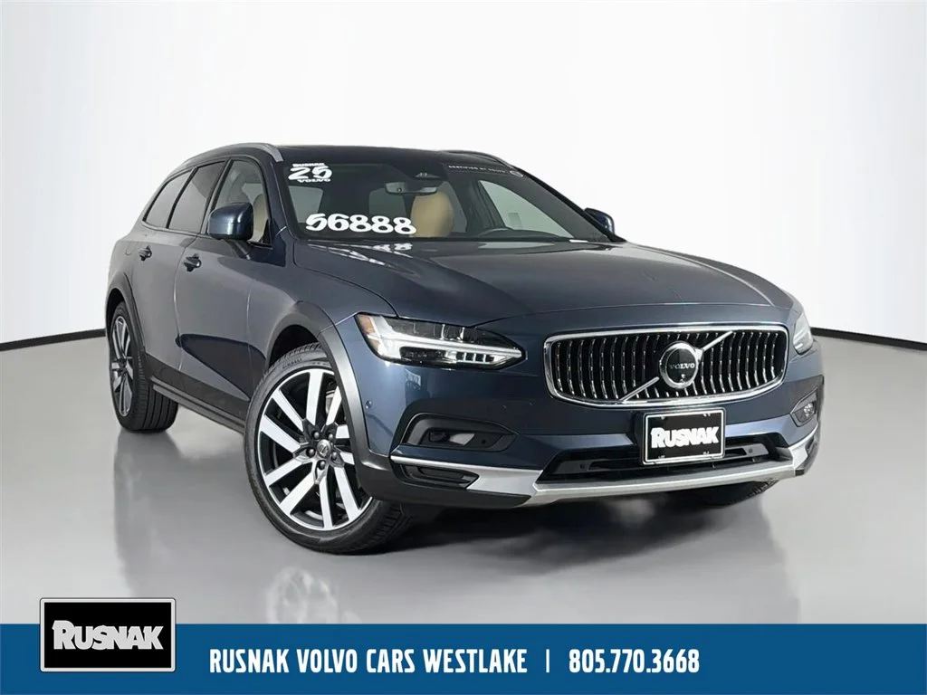 2025 Volvo V90 Cross Country