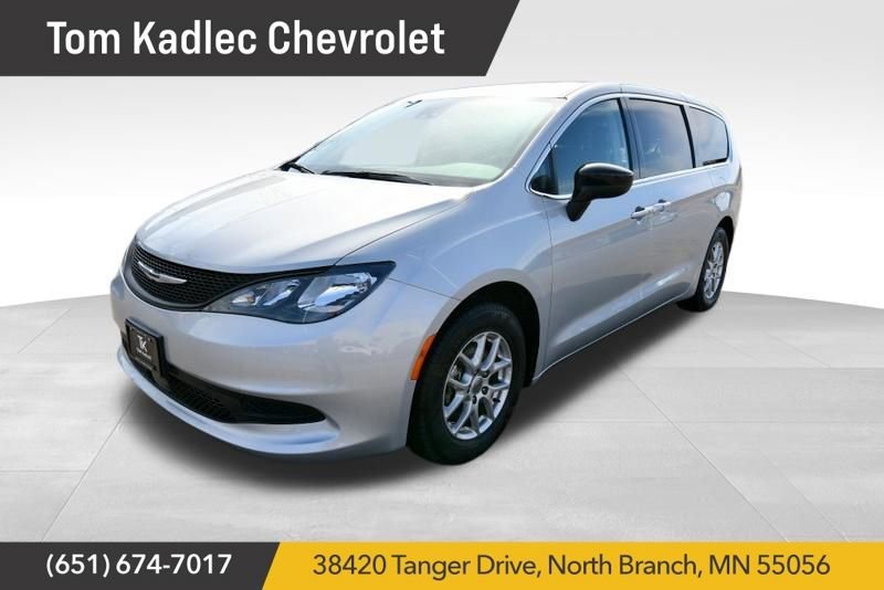 2024 Chrysler Voyager LX