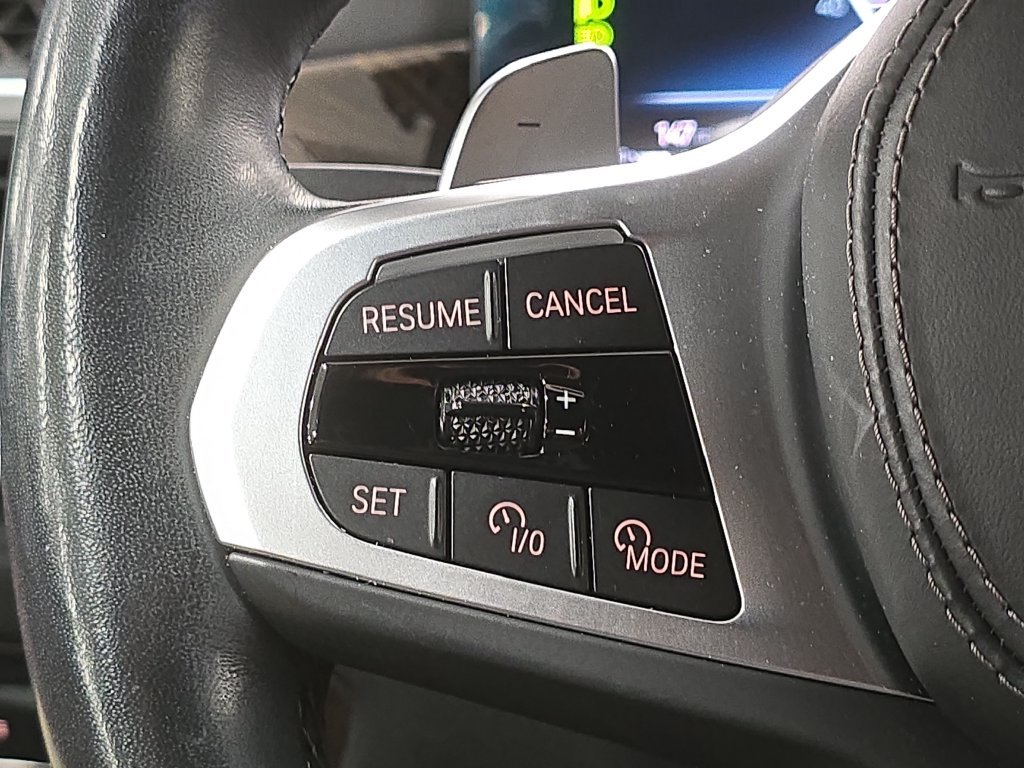Certified Used 2024 Mineral White Metallic BMW xDrive40i image 10