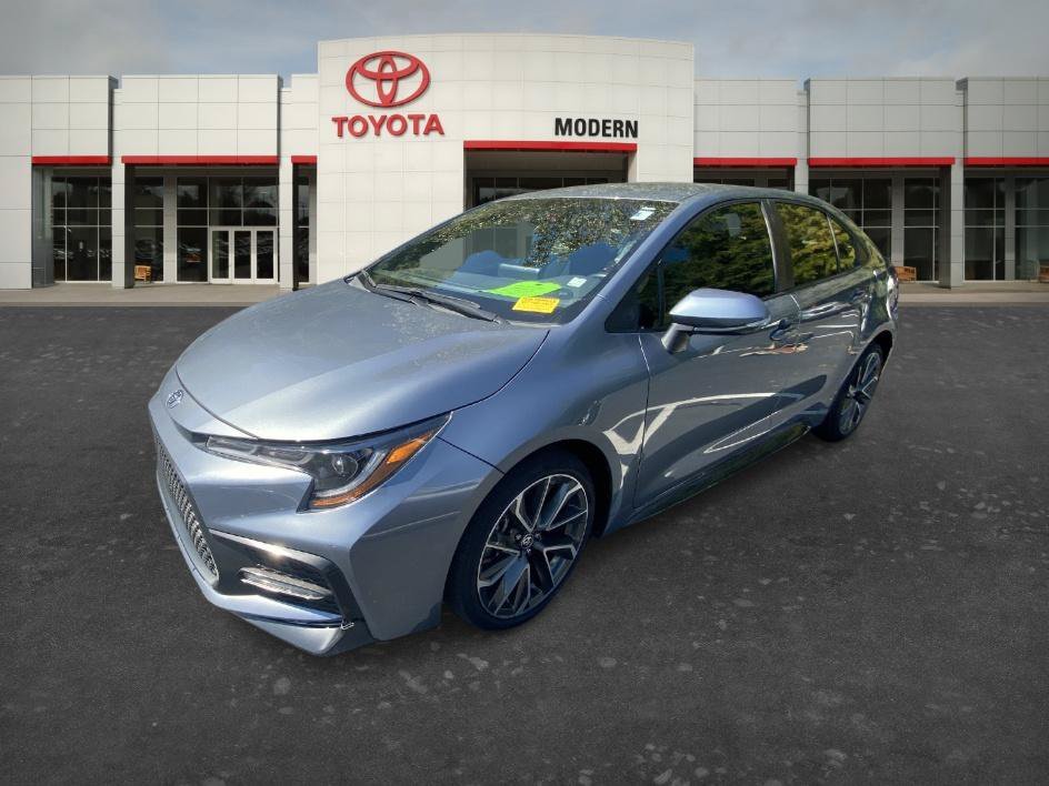 Used 2022 Celestite Toyota SE image 1