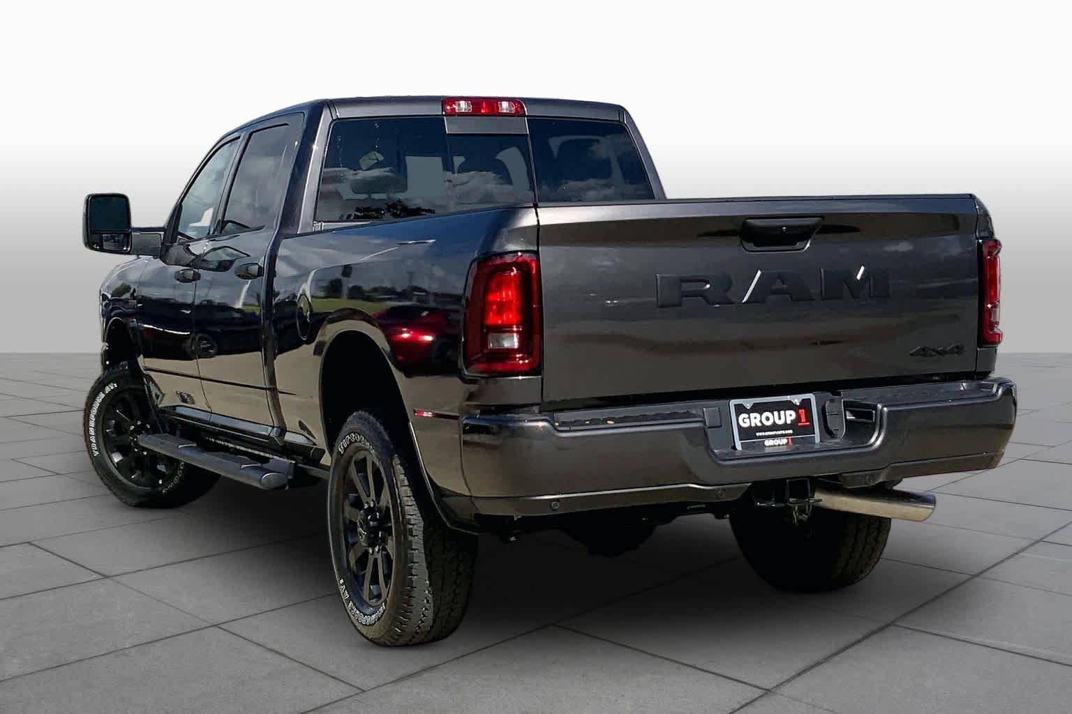 New 2026 Granite Crystal Metallic Clearcoat RAM Black Express image 12