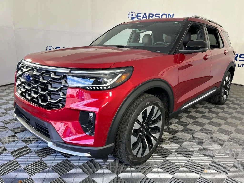 New 2026 Rapid Red Metallic Tinted Clearcoat Ford Platinum™ image 1