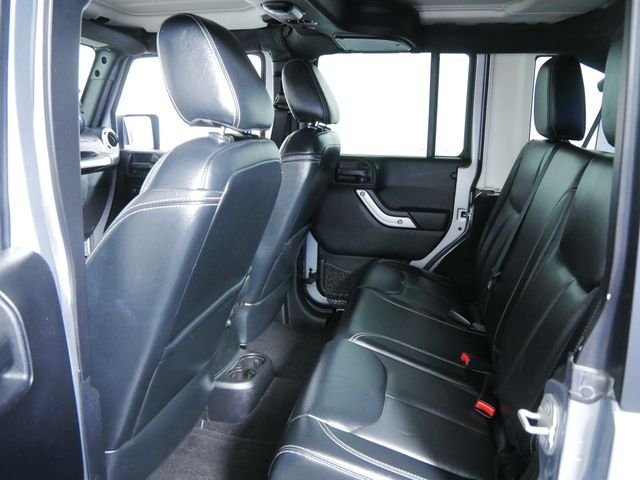 Used 2016 Silver Jeep Unlimited Sahara image 16