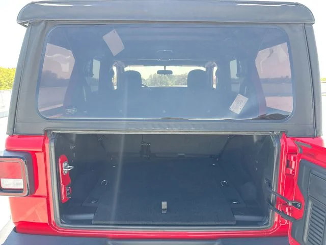 Used 2022 Red Jeep Unlimited Sport S image 23