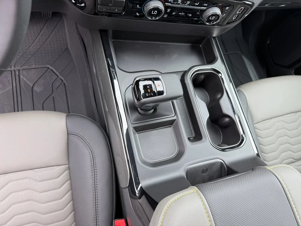 2026 Chevrolet Silverado 1500 ZR2 - Photo 16