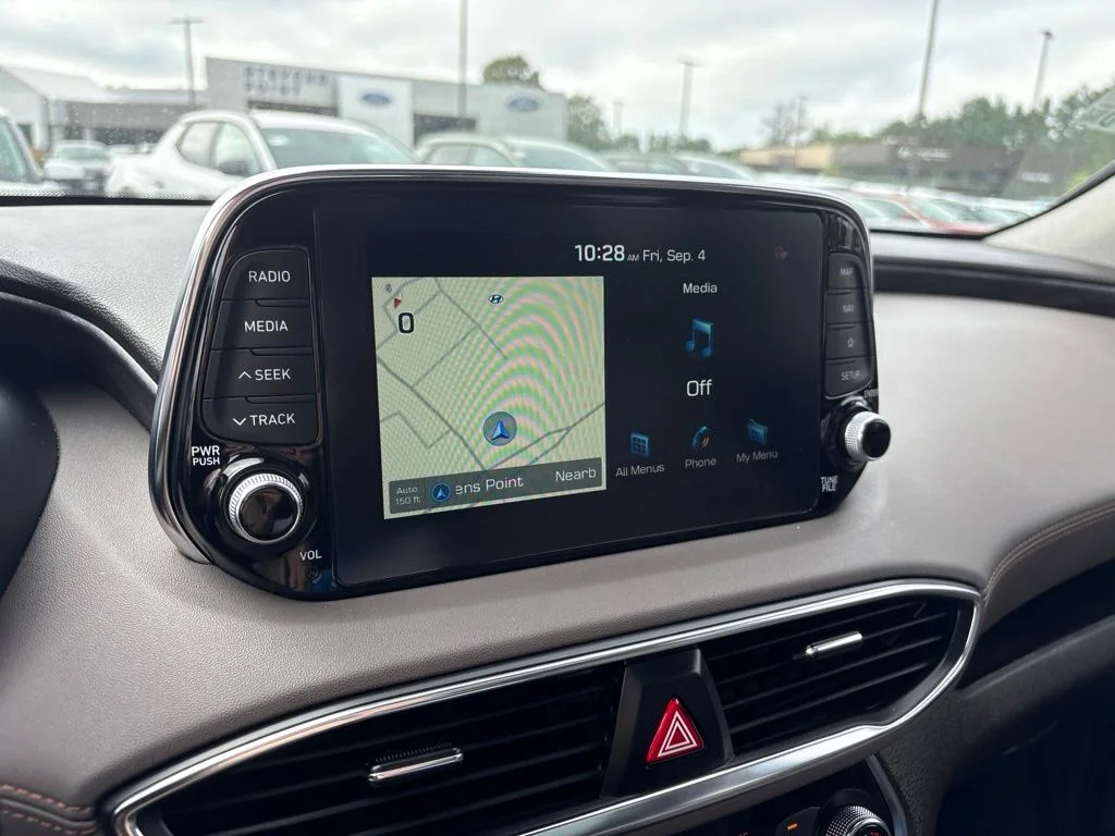 Used 2020 Quartz White Hyundai Limited image 18